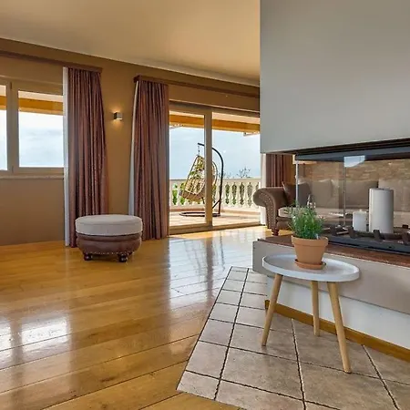 Mara Apartment *